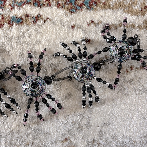 🆕🕷️5 ANTHROPOLOGIE Beaded Spider Ornaments🕷️ - Picture 7 of 11